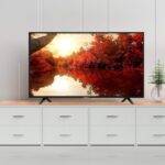 Hisense - 32" Class H55 Series LED HD Smart Android TV - Image 3