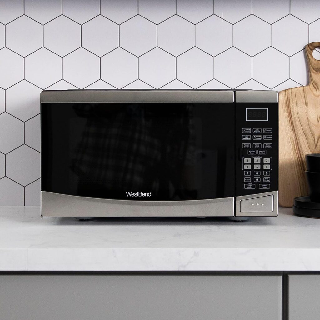 West Bend 0.9 Cu Ft Microwave - 900W, 10 Power Levels, Defrost - Image 8